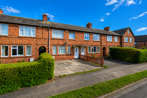 Terraced house - 33 Seventh Avenue, York, North Yorkshire YO31 0TZ