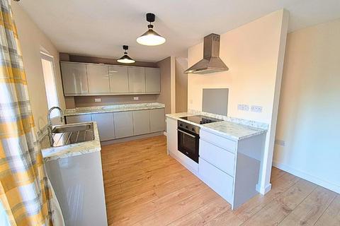 3 bedroom terraced house for sale, Cheaton Close, Leominster, HR6 8EN