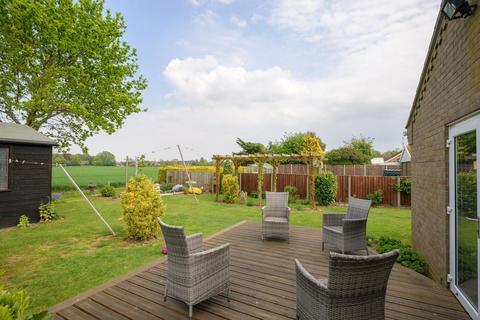 5 bedroom detached bungalow for sale, High Road, Newton, Wisbech, Cambs, PE13 5ET