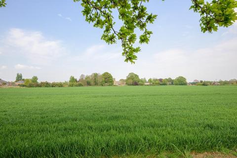 5 bedroom detached bungalow for sale, High Road, Newton, Wisbech, Cambs, PE13 5ET