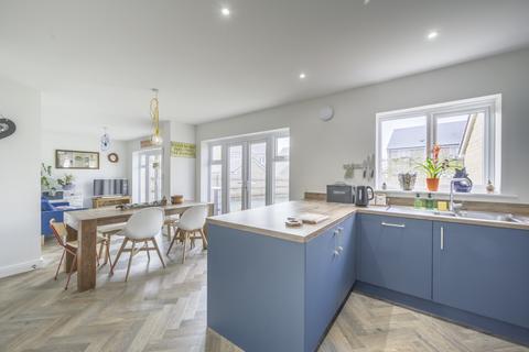 undefined, Price Close, Malmesbury, SN16