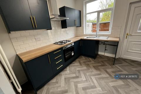 2 bedroom terraced house to rent, St Helens Road, Leigh, WN7