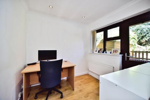3 bedroom semi-detached house for sale, Franklin Drive, Weavering, Maidstone, Kent, ME14