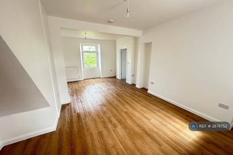 4 bedroom semi-detached house to rent, Cae Pys Road, Swansea, SA5