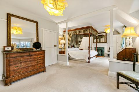 6 bedroom detached house for sale, Waterhouse Lane, Kingswood, KT20