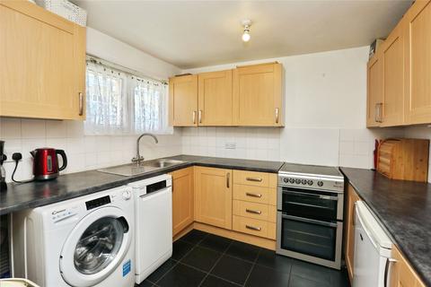 2 bedroom maisonette for sale, Wavell Road, Southampton, Hampshire, SO18