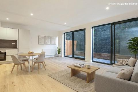 Studio for sale, Acacia Road, London SW16
