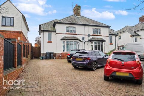 3 bedroom semi-detached house for sale, Bedford Road, Rushden
