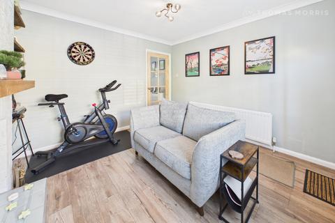 2 bedroom terraced house for sale, Longfield Road, Bedfordshire SG19