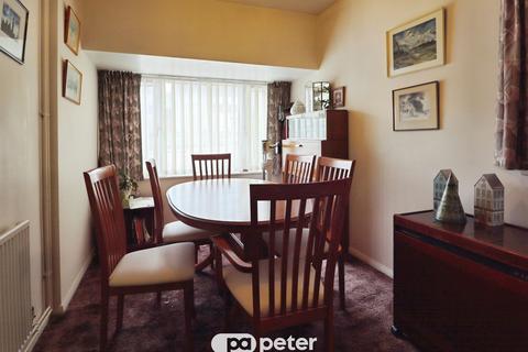 3 bedroom semi-detached house for sale, Carisbrooke Way, CARDIFF