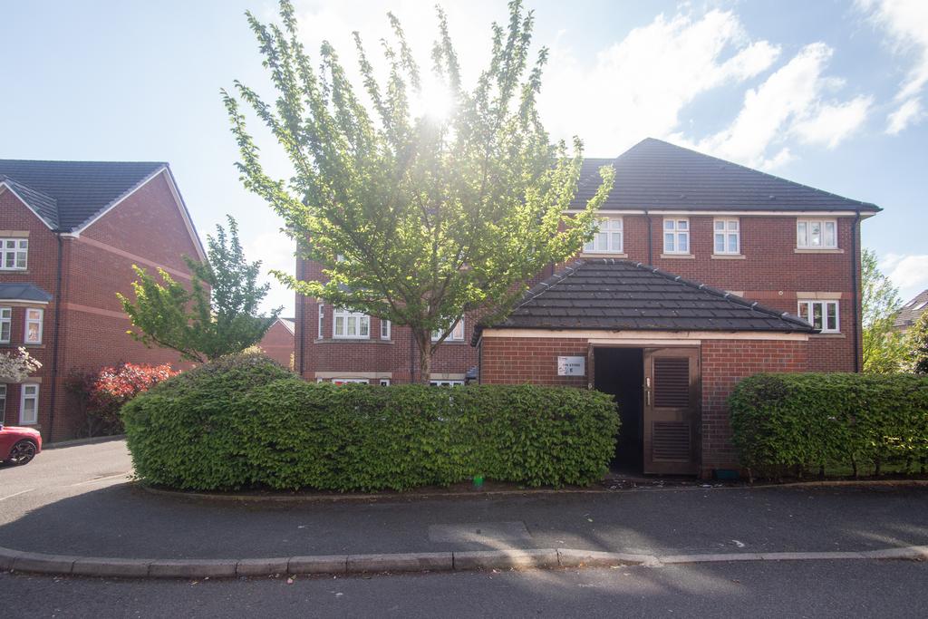 2 bedroom flat for sale