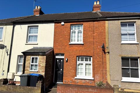 2 bedroom terraced house for sale, Hythe Park Road, Egham, Surrey, TW20
