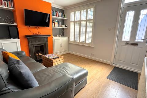 2 bedroom terraced house for sale, Hythe Park Road, Egham, Surrey, TW20