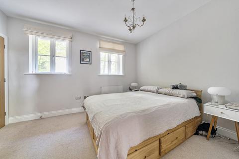 2 bedroom semi-detached house for sale, Chilbolton Avenue, Winchester, Hampshire, SO22