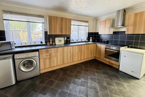 2 bedroom semi-detached house for sale, Middle Road, Whaplode, Spalding