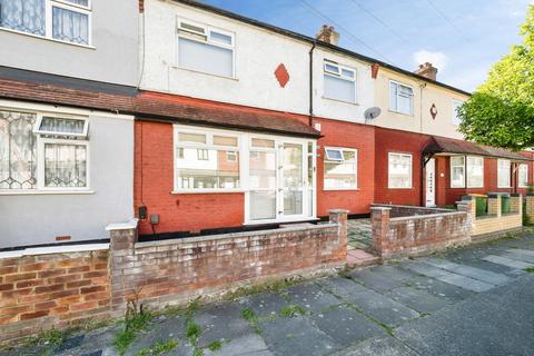3 bedroom terraced house for sale, Leighton Avenue, London, E12