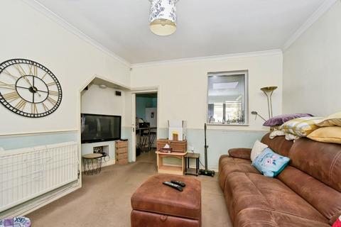 3 bedroom terraced house for sale, Morrison Street, Swindon, Wiltshire, SN2