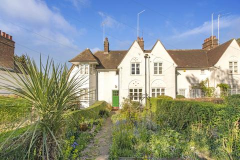 Wordsworth Walk, London, NW11