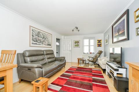 3 bedroom detached house for sale, Filsham Road - Oakhurst, Swindon, SN25