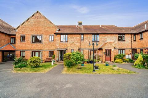 2 bedroom retirement property for sale, Sharman Beer Court,  Thame,  Oxfordshire,  OX9