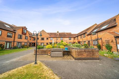 2 bedroom retirement property for sale, Sharman Beer Court,  Thame,  Oxfordshire,  OX9