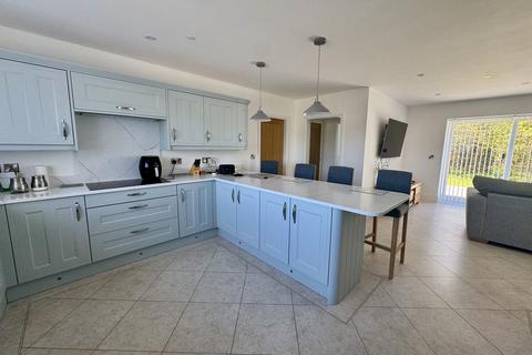 4 bedroom detached house for sale, Trearddur Road, Trearddur Bay, Anglesey, LL65