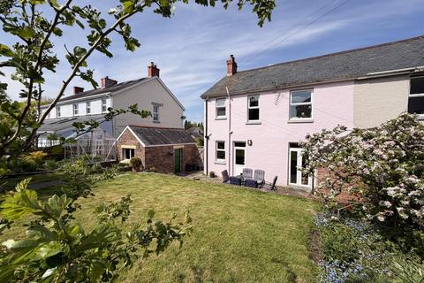 4 bedroom semi-detached house for sale, Alan Road, Llandeilo, Carmarthenshire.