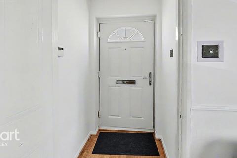 1 bedroom end of terrace house for sale, Laxton Close, Luton