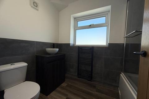 3 bedroom house to rent, Garden Suburbs, Trimsaran, Kidwelly, SA17