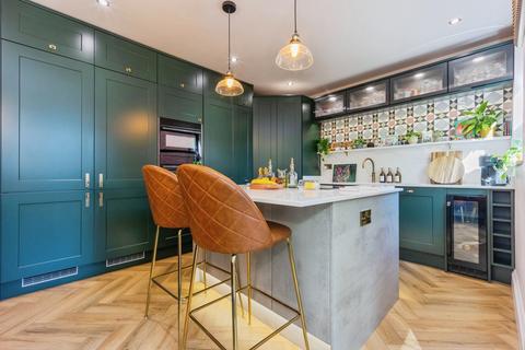 5 bedroom semi-detached house for sale, Belgrave Crescent, Salford M30