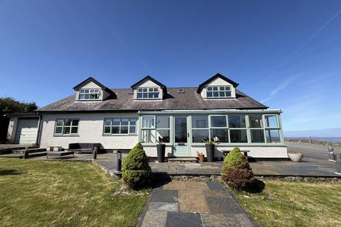 undefined, Off Allt Bron Philip, Llanddona, Anglesey, LL58