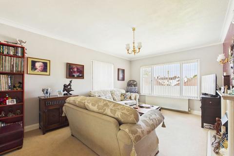 3 bedroom detached bungalow for sale, Rougemont Avenue, Shiphay, Torquay