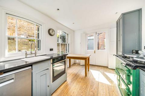 3 bedroom house for sale, Woodseer Street, London E1