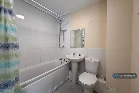 1 bedroom flat to rent, May Court, Nottingham, NG5