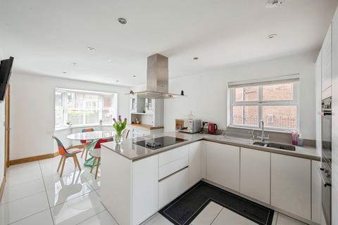 5 bedroom detached house for sale, Braeburn Mews, Bawtry, Doncaster