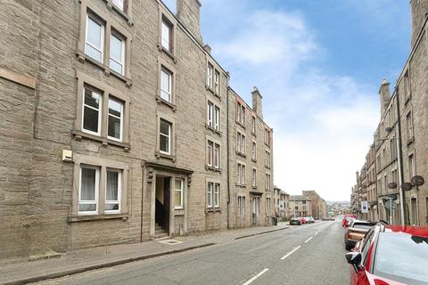 2 bed flat/apartment for rent in Provost Road, Dundee, DD3
