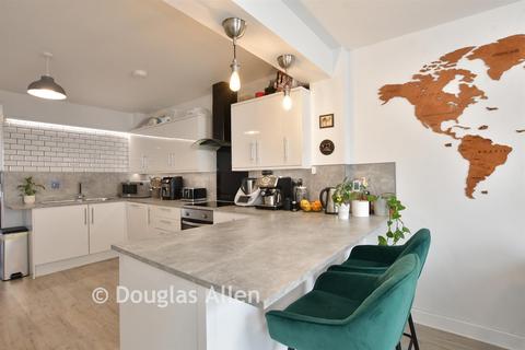 undefined, Hoe Street, London E17