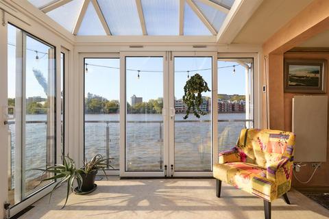 2 bedroom houseboat for sale, Nine Elms Pier, Battersea, SW11