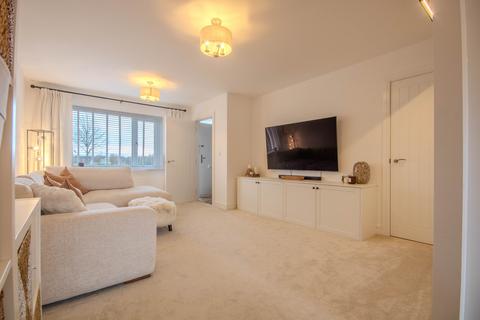 Semi-detached house - Linz Road, Newport, NP19