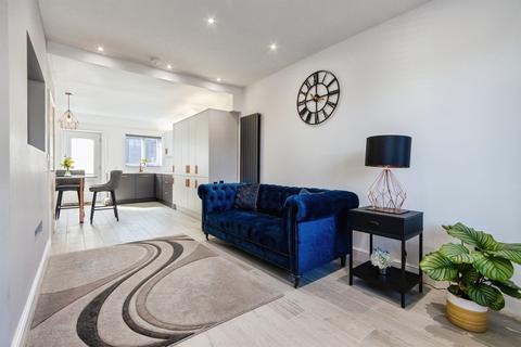 3 bedroom end of terrace house for sale, Carr Lane, Tankersley, Barnsley