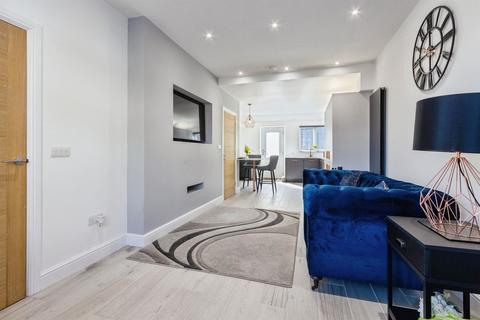 3 bedroom end of terrace house for sale, Carr Lane, Tankersley, Barnsley