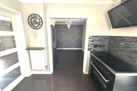 3 bedroom semi-detached house for sale, Myrtle Grove, Aveley, South Ockendon, Essex, RM15