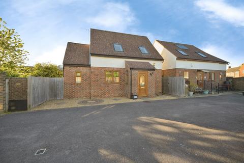 2 bedroom detached house for sale, Stortford Road, Hatfield Heath, Bishop's Stortford
