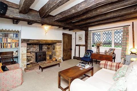 2 bedroom terraced house for sale, High Street, Robertsbridge, East Sussex, TN32