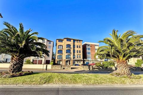 2 bedroom flat for sale, Esplanade, Ryde, PO33 2AX