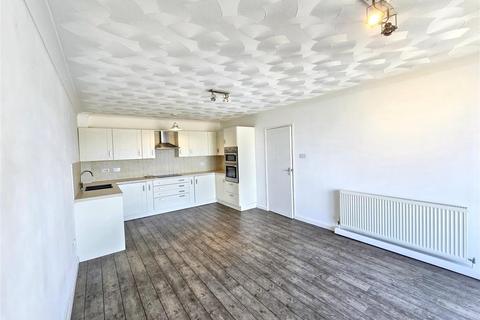 2 bedroom flat for sale, Esplanade, Ryde, PO33 2AX