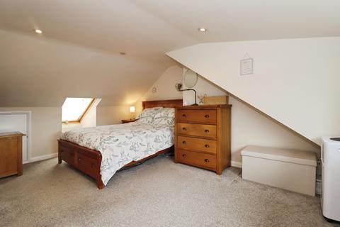 4 bedroom semi-detached house for sale, Smithcourt Drive, Little Stoke, Bristol, BS34