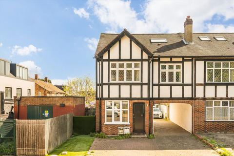 1 bedroom flat for sale, St. James's Drive, London SW17