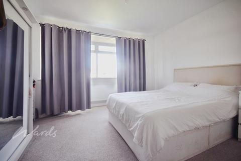 2 bedroom semi-detached bungalow to rent, Botany Road Broadstairs CT10