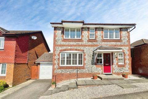 4 bedroom detached house for sale, Emersons Avenue, Swanley BR8